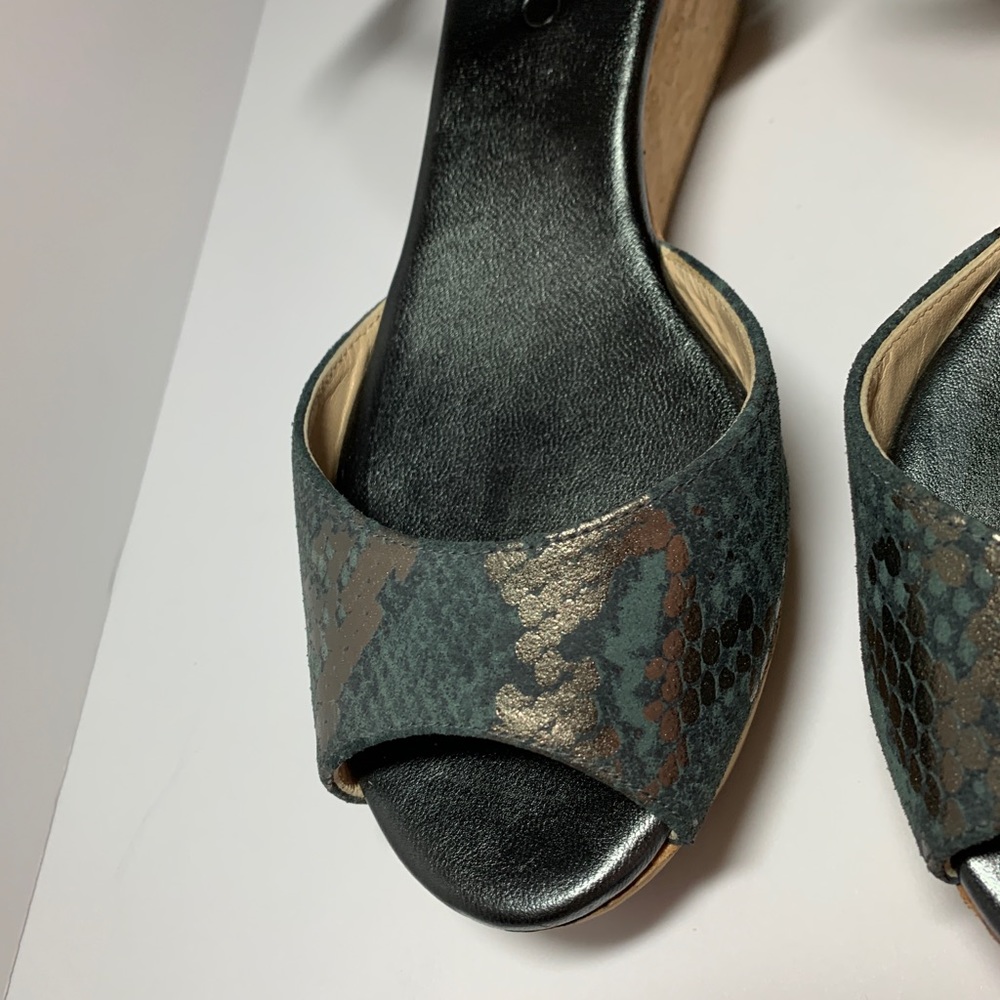Jimmy Choo Python And Metallic Cork Wedge. - image 5